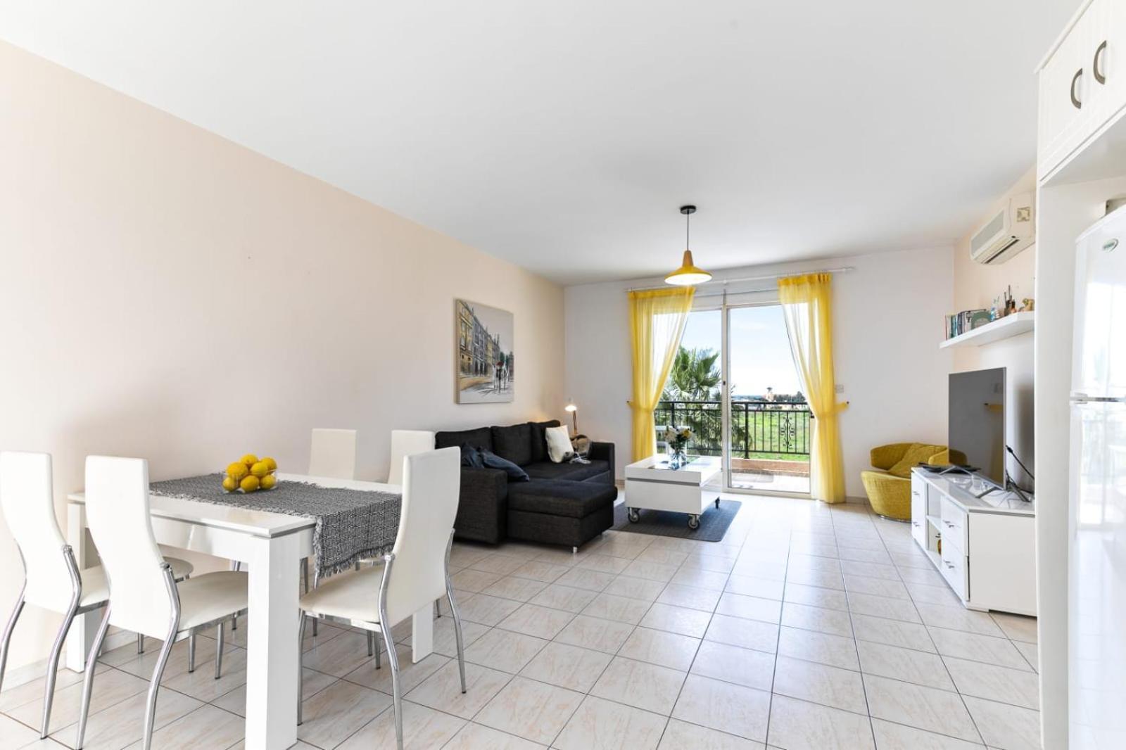 Sunny View - A Stunning Apartment With Private Rooftop パ フォス エクステリア 写真
