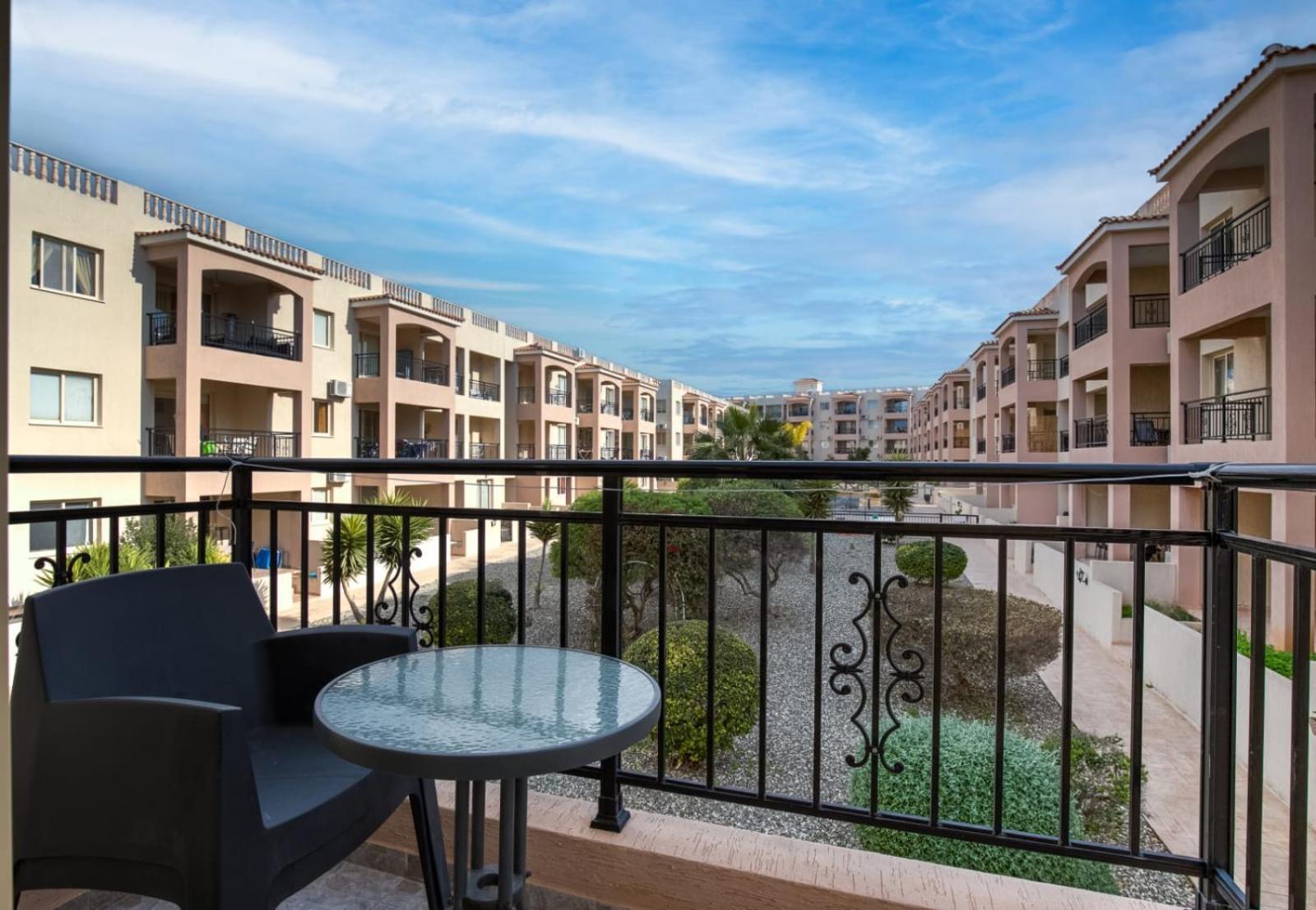 Sunny View - A Stunning Apartment With Private Rooftop パ フォス エクステリア 写真